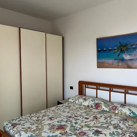 Casa Luminosa Vista Al Mare Tatil Evi